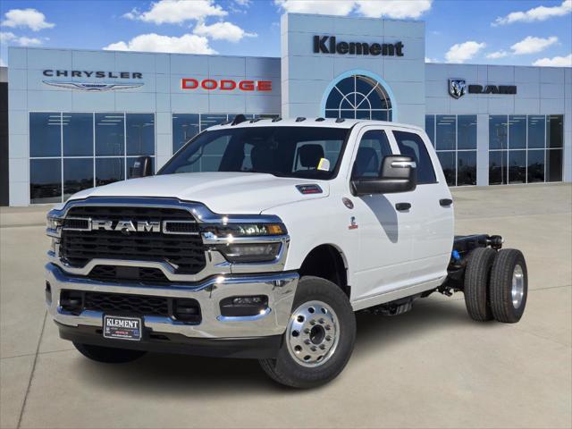2026 RAM Ram 3500 Chassis Cab RAM 3500 TRADESMAN CREW CAB CHASSIS 4X4 60 CA 2026 RAM Ram 3500 Chassis Cab RAM 3500 TRADESMAN CREW CAB CHASSIS 4X4 60 CA