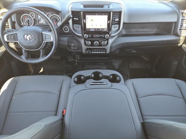 2026 RAM Ram 3500 Chassis Cab RAM 3500 TRADESMAN CREW CAB CHASSIS 4X4 60 CA 2026 RAM Ram 3500 Chassis Cab RAM 3500 TRADESMAN CREW CAB CHASSIS 4X4 60 CA