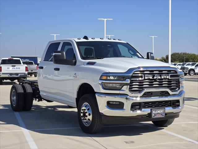 2026 RAM 3500 Chassis RAM 3500 TRADESMAN CREW CAB CHASSIS 4X4 60 CA