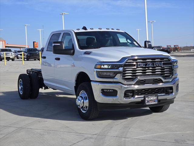 2026 RAM Ram 3500 Chassis Cab RAM 3500 TRADESMAN CREW CAB CHASSIS 4X4 60 CA