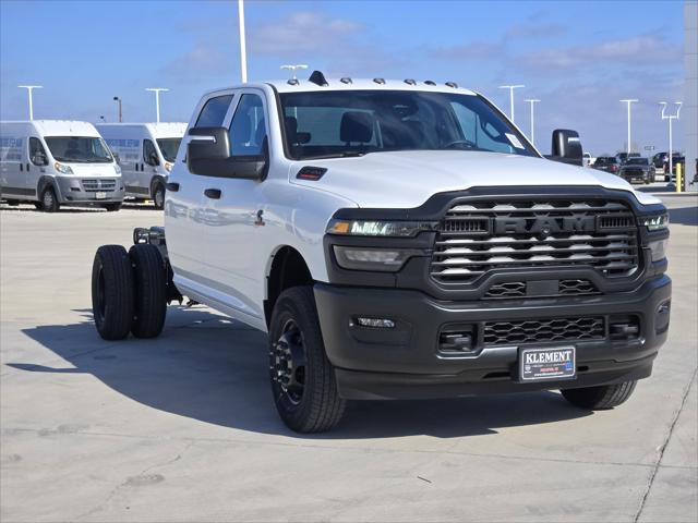 2026 RAM Ram 3500 Chassis Cab RAM 3500 TRADESMAN CREW CAB CHASSIS 4X4 60 CA