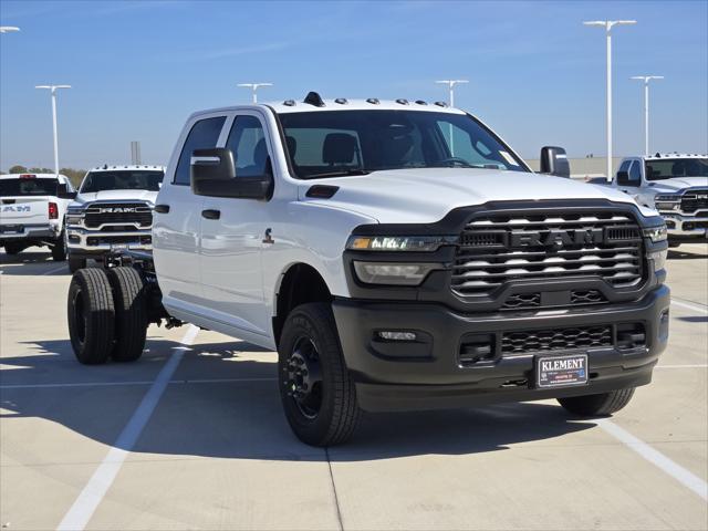 2026 RAM Ram 3500 Chassis Cab RAM 3500 TRADESMAN CREW CAB CHASSIS 4X4 60 CA 2026 RAM Ram 3500 Chassis Cab RAM 3500 TRADESMAN CREW CAB CHASSIS 4X4 60 CA