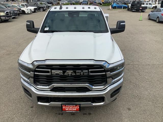 2026 RAM Ram 3500 Chassis Cab RAM 3500 TRADESMAN CHASSIS REGULAR CAB 4X4 60 CA 2026 RAM Ram 3500 Chassis Cab RAM 3500 TRADESMAN CHASSIS REGULAR CAB 4X4 60 CA