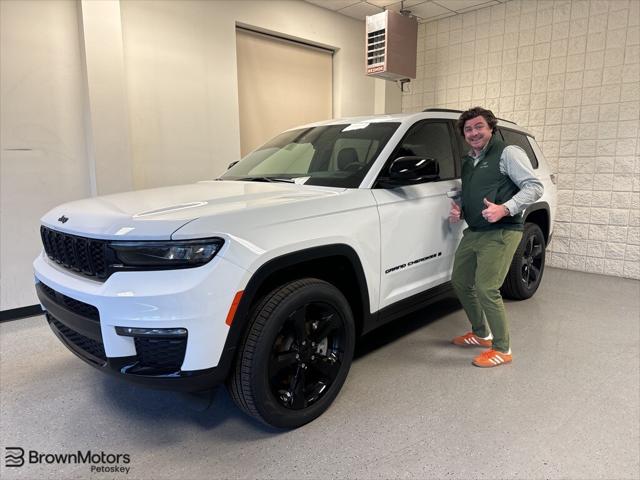 2025 Jeep Grand Cherokee GRAND CHEROKEE L LIMITED 4X4 2025 Jeep Grand Cherokee GRAND CHEROKEE L LIMITED 4X4