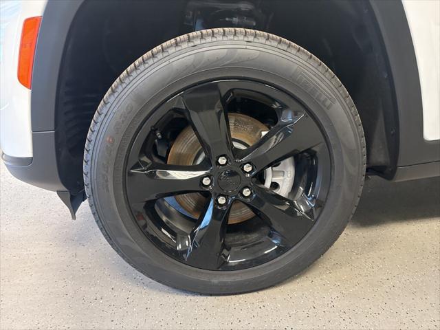 2025 Jeep Grand Cherokee GRAND CHEROKEE L LIMITED 4X4 2025 Jeep Grand Cherokee GRAND CHEROKEE L LIMITED 4X4