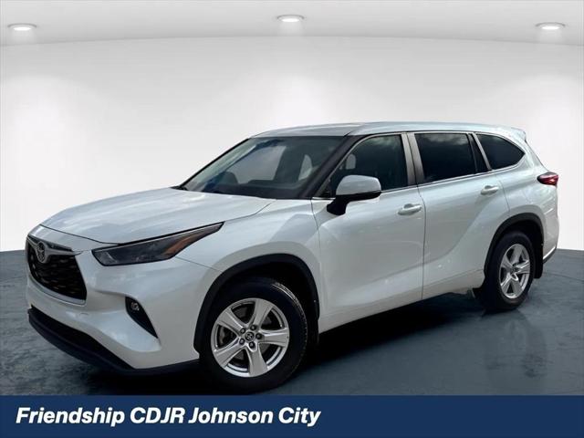 2023 Toyota Highlander LE