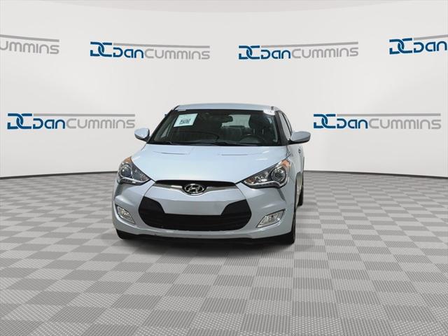 2014 Hyundai Veloster RE:FLEX w/Black