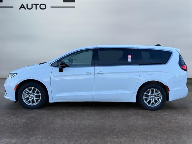 2024 Chrysler Pacifica Touring L 2024 Chrysler Pacifica Touring L