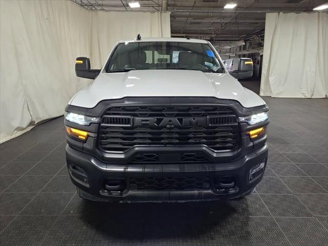 2025 RAM 2500 Tradesman Crew Cab 4x4 8 Box