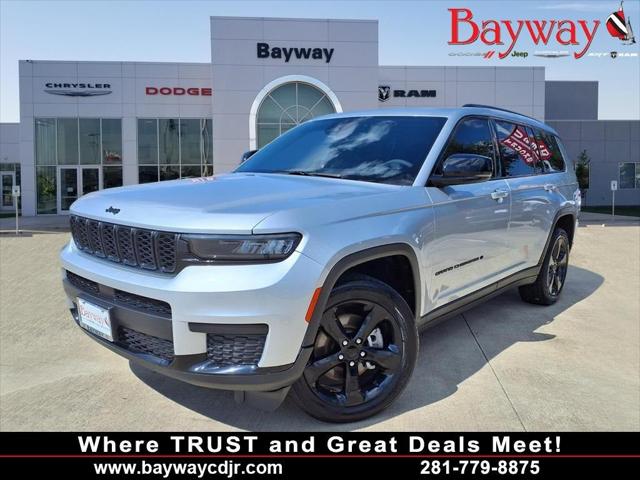 2023 Jeep Grand Cherokee L Altitude 4x4 2023 Jeep Grand Cherokee L Altitude 4x4