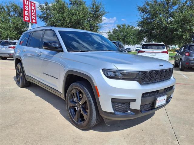 2023 Jeep Grand Cherokee L Altitude 4x4 2023 Jeep Grand Cherokee L Altitude 4x4