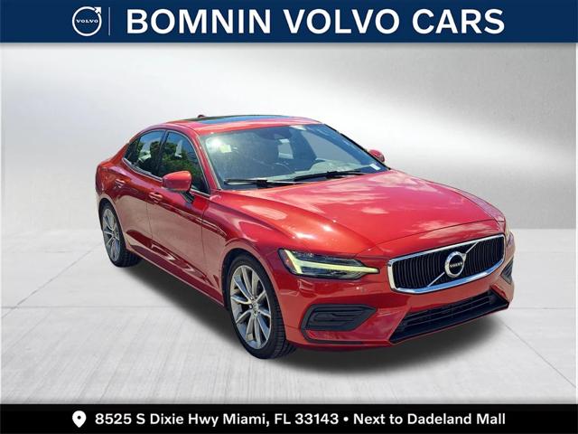 2019 Volvo S60 T5 Momentum 2019 Volvo S60 T5 Momentum