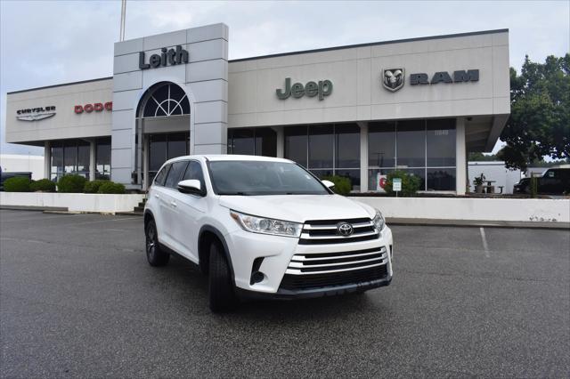 2019 Toyota Highlander LE