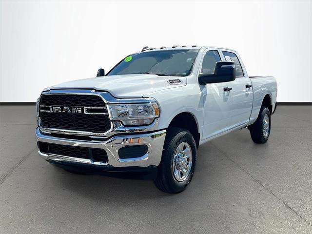 2024 RAM 2500 Tradesman Crew Cab 4x4 64 Box