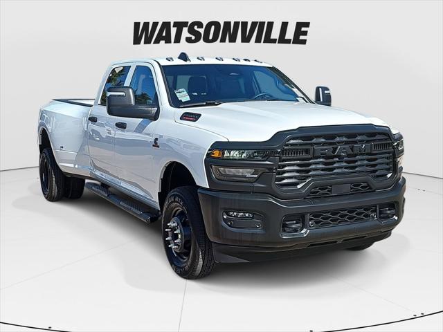 2026 RAM Ram 3500 RAM 3500 TRADESMAN CREW CAB 4X4 8 BOX
