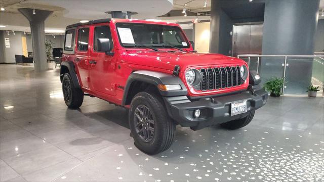 2025 Jeep Wrangler 4-Door Summit 4x4