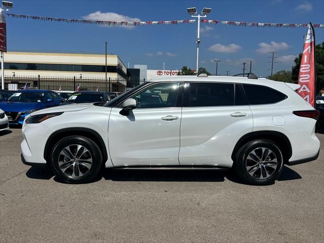 2022 Toyota Highlander XLE 2022 Toyota Highlander XLE