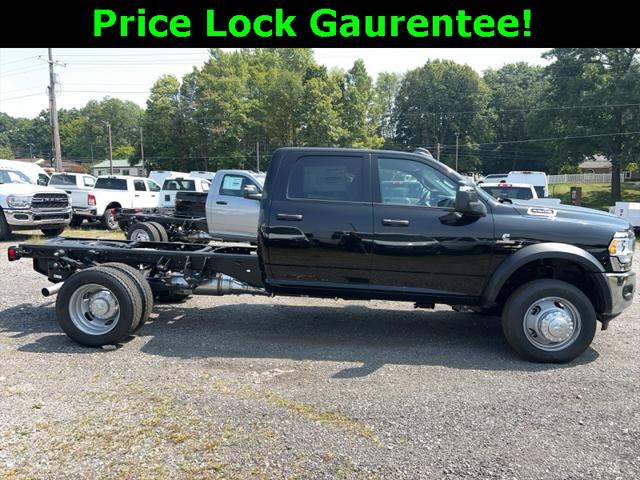 2024 RAM Ram 5500 Chassis Cab RAM 5500 TRADESMAN CHASSIS CREW CAB 4X4 60 CA