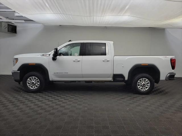 2022 GMC Sierra 2500HD 4WD Crew Cab Standard Bed SLE 2022 GMC Sierra 2500HD 4WD Crew Cab Standard Bed SLE