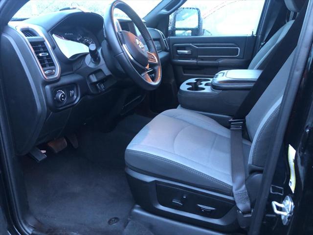 2024 RAM 2500 Big Horn Crew Cab 4x4 64 Box 2024 RAM 2500 Big Horn Crew Cab 4x4 64 Box