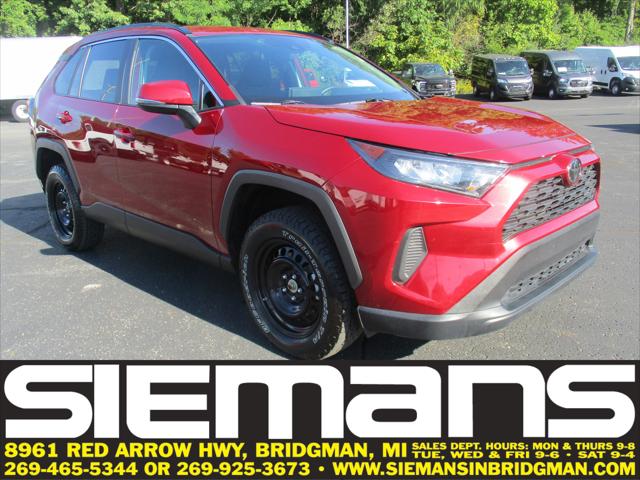 2020 Toyota RAV4 LE 2020 Toyota RAV4 LE