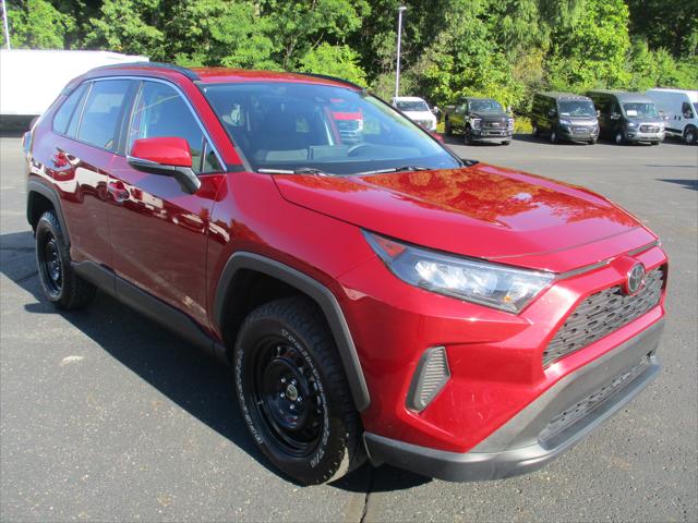 2020 Toyota RAV4 LE 2020 Toyota RAV4 LE