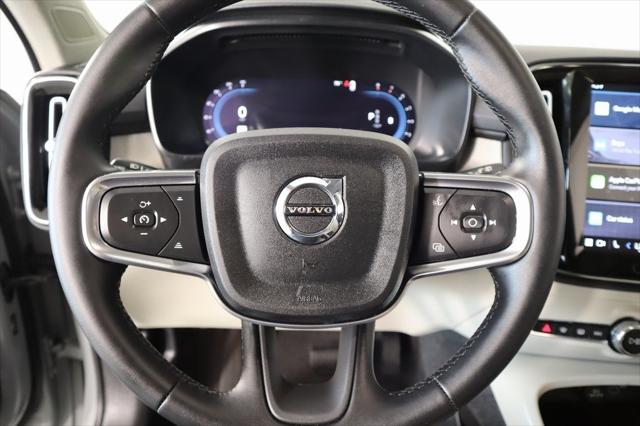 2024 Volvo XC40 B5 Plus Bright Theme