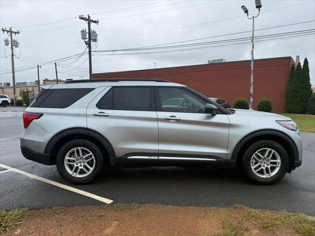 2025 Ford Explorer Active 2025 Ford Explorer Active