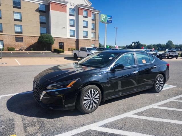 2023 Nissan Altima SV FWD