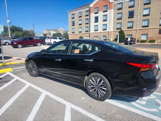 2023 Nissan Altima SV FWD