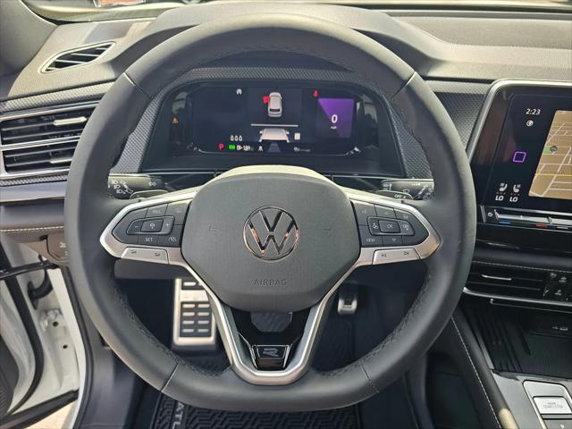 2026 Volkswagen Atlas Cross Sport SEL R-Line Black