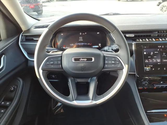 2024 Jeep Grand Cherokee Laredo 4x4