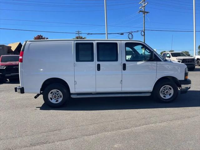 2023 GMC Savana Cargo RWD 2500 Regular Wheelbase Work Van