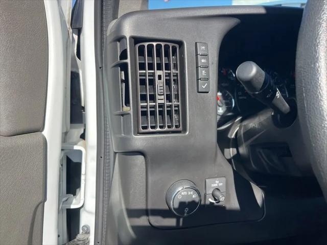 2023 GMC Savana Cargo RWD 2500 Regular Wheelbase Work Van