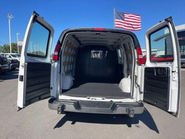 2023 GMC Savana Cargo RWD 2500 Regular Wheelbase Work Van