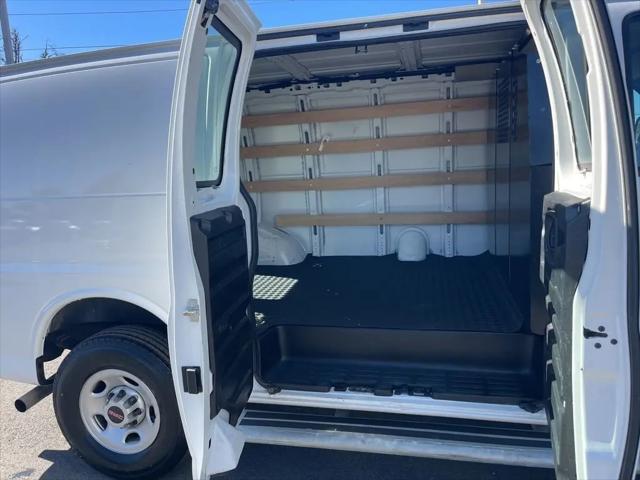 2023 GMC Savana Cargo RWD 2500 Regular Wheelbase Work Van