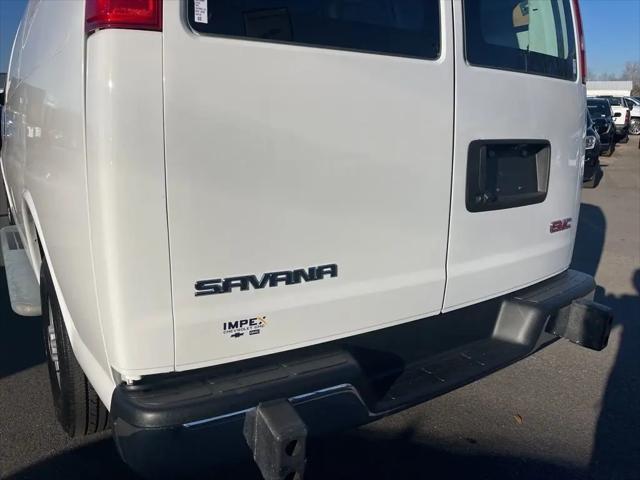 2023 GMC Savana Cargo RWD 2500 Extended Wheelbase Work Van