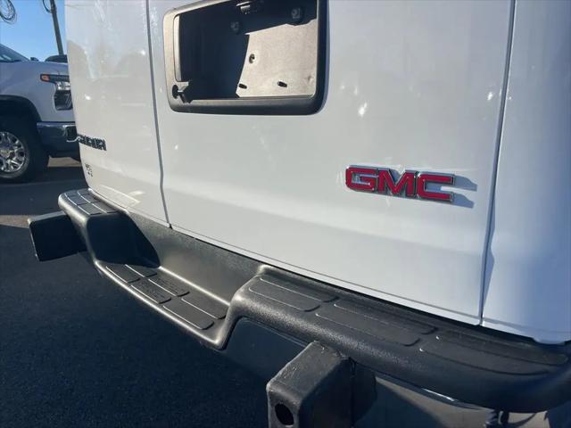 2023 GMC Savana Cargo RWD 2500 Extended Wheelbase Work Van