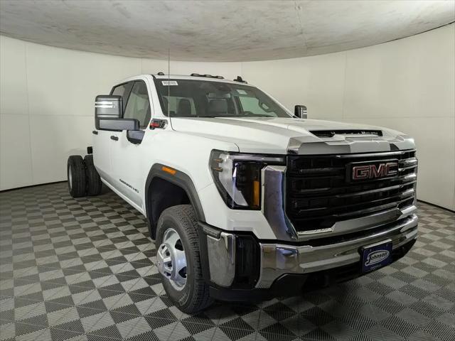 2026 GMC Sierra 3500HD Pro