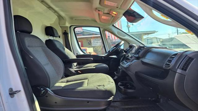 2022 Ram ProMaster 2500 Cargo Van Low Roof 136" WB