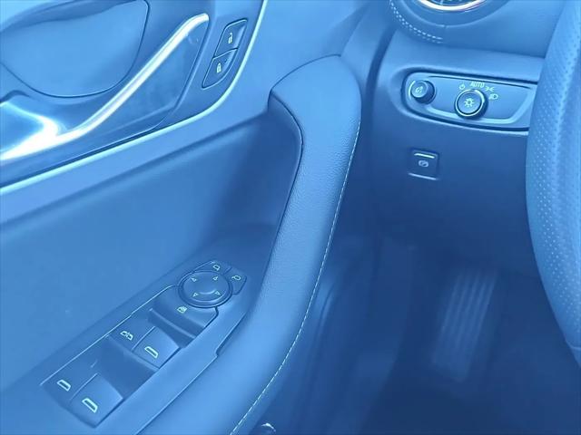 2025 Chevrolet Blazer AWD 2LT