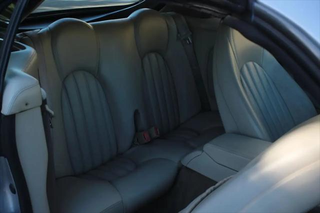2000 Jaguar XK8 Standard