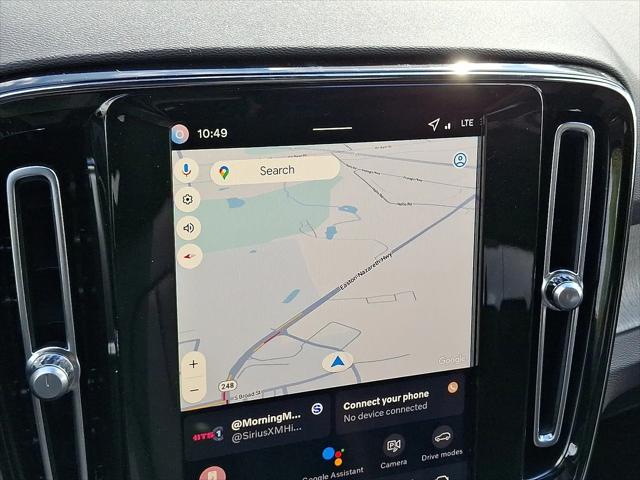 2026 Volvo XC40 Plus, B5 AWD Gas (mild hybrid), Dark