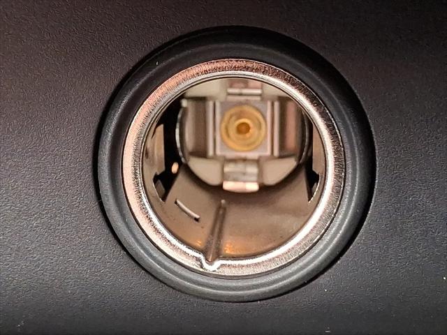 2026 Volvo XC40 Plus, B5 AWD Gas (mild hybrid), Dark