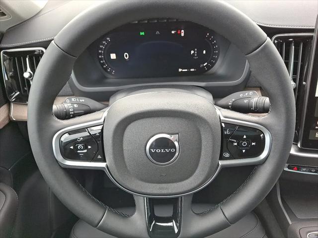 2026 Volvo XC90 Plus, B6 AWD Gas (mild hybrid), Gasoline, Bright, 7 Seats