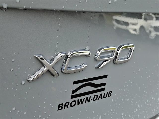 2026 Volvo XC90 Plus, B6 AWD Gas (mild hybrid), Gasoline, Bright, 7 Seats