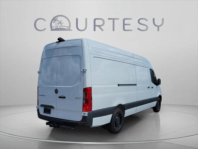 2026 Mercedes-Benz Sprinter 2500 High Roof 4-Cyl Diesel