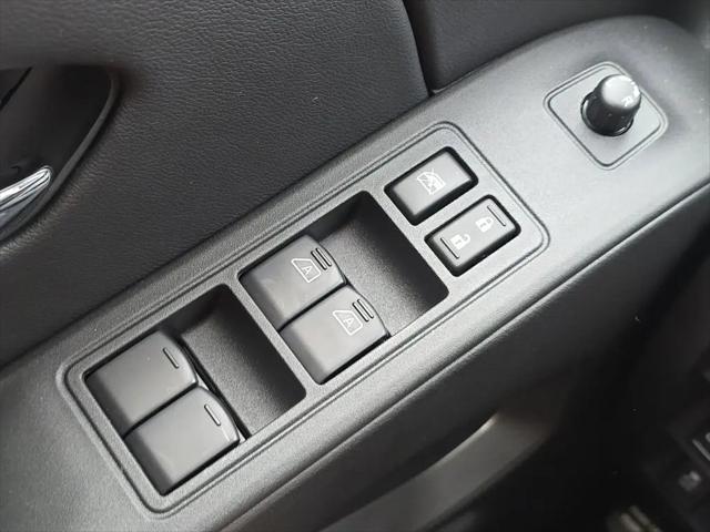 2026 Nissan Frontier Crew Cab SV 4x2