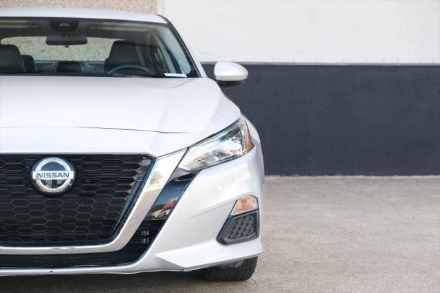 2020 Nissan Altima SR FWD