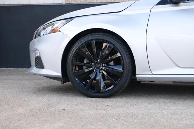 2020 Nissan Altima SR FWD